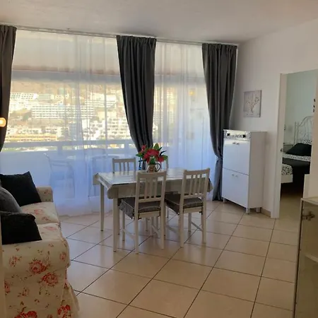 Confortevole Con Piscina 7 *